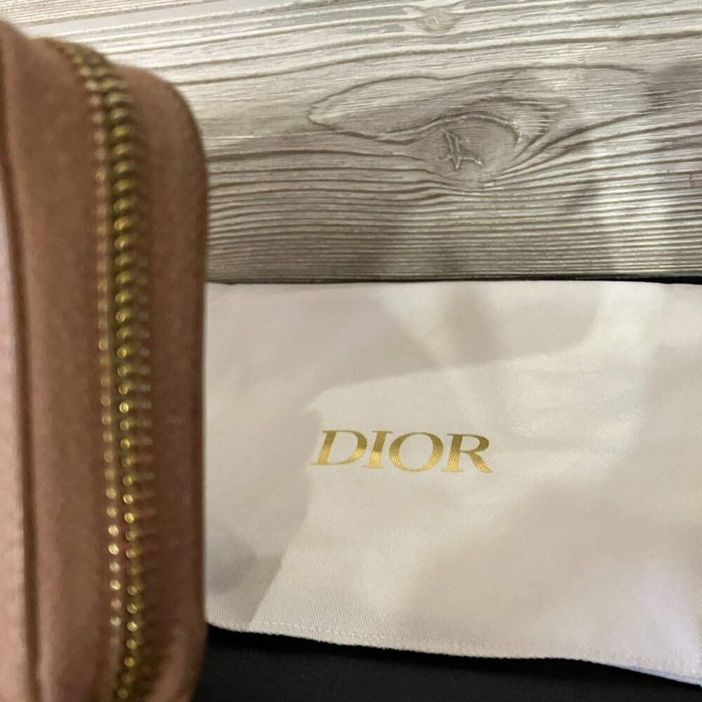 Christian Dior Zippered Wallet - Picture 3 of 8